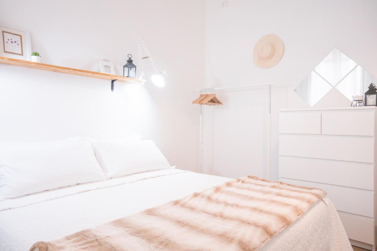 Minimalist Chic A Villanova 3Bdr - 2Bth - Wifi Cagliari Exteriör bild